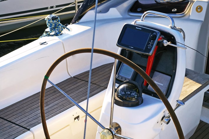 Navigating the Recruitment Landscape: How CRM Enhances Candidate Tracking