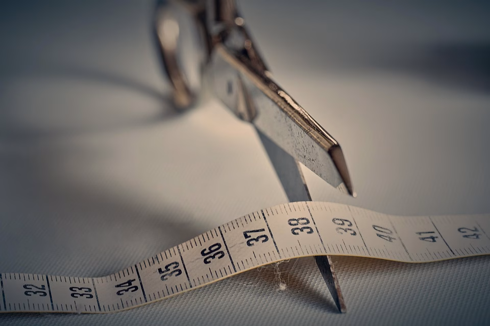 Crafting Seamless Experiences: The Importance of UX/UI in Modern CRM Crafting Seamless Experiences: The Importance of UX/UI in Modern CRM