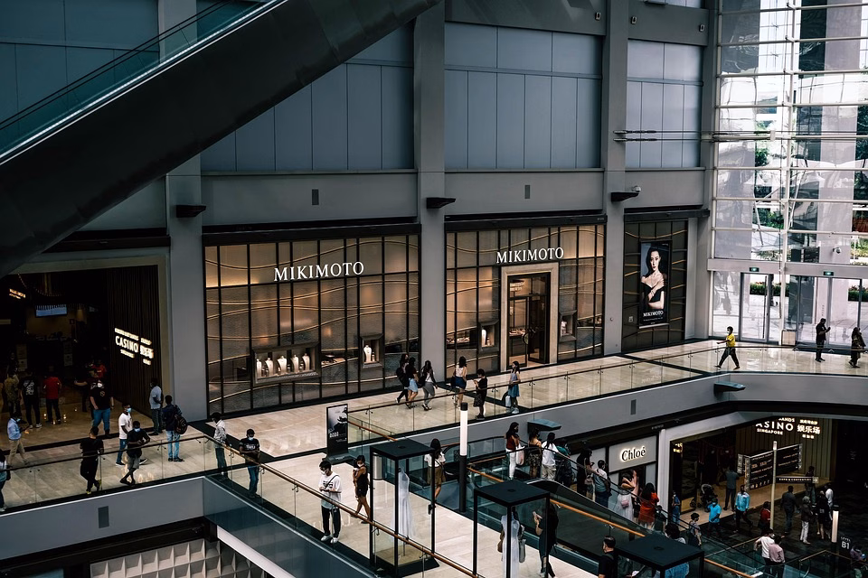 Real-Time Retail: Harnessing WhatsApp Store Automation for Instant Sales