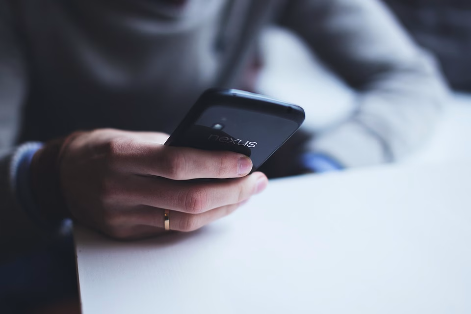 Unlocking Connectivity: The Importance of a Professional Digital Business Card