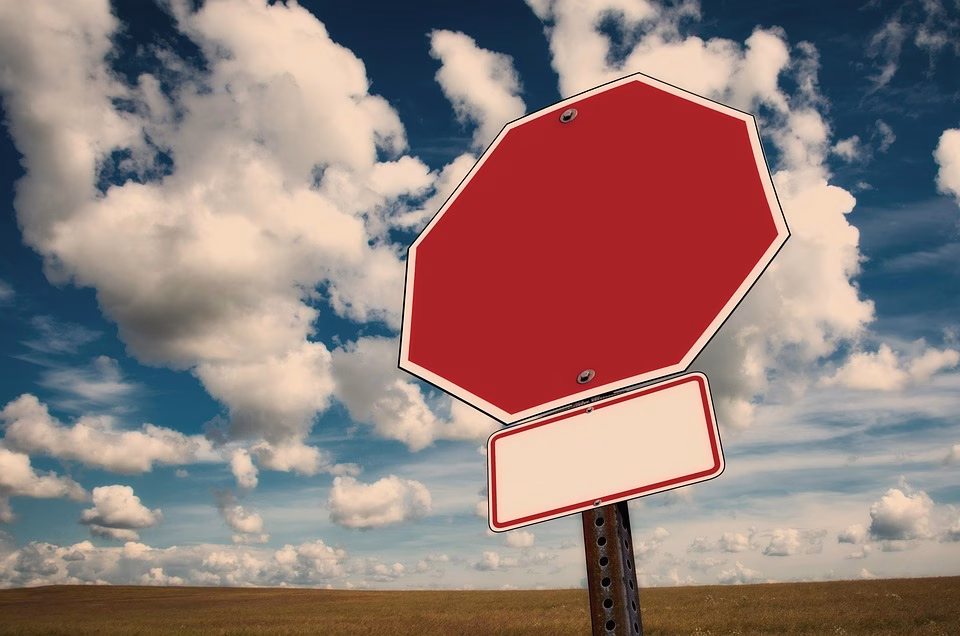 Stop Letting Payments Slip: How to Develop a Winning Tracking System Stop Letting Payments Slip: How to Develop a Winning Tracking System