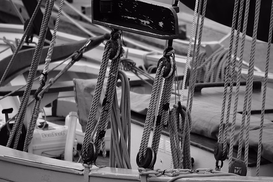 Navigating Challenges: Tips for Overcoming Common Virtual Team Hurdles