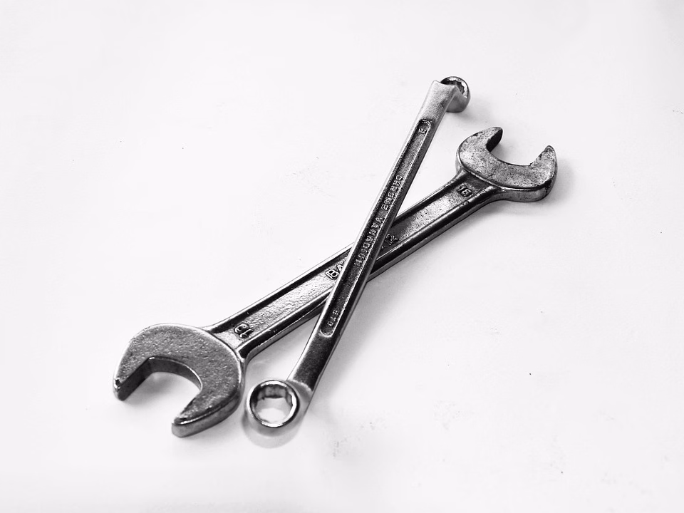 The Ultimate Toolkit: Must-Have Business Management Software for Entrepreneurs