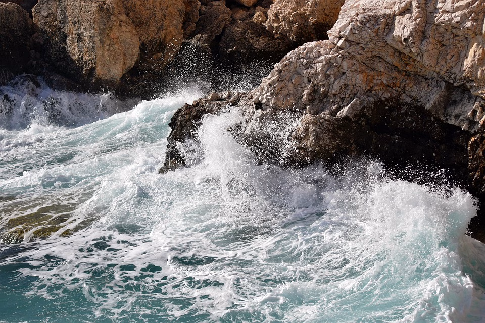 The Power of Connection: How Multi-Channel Campaigns Drive Customer Loyalty The Power of Connection: How Multi-Channel Campaigns Drive Customer Loyalty