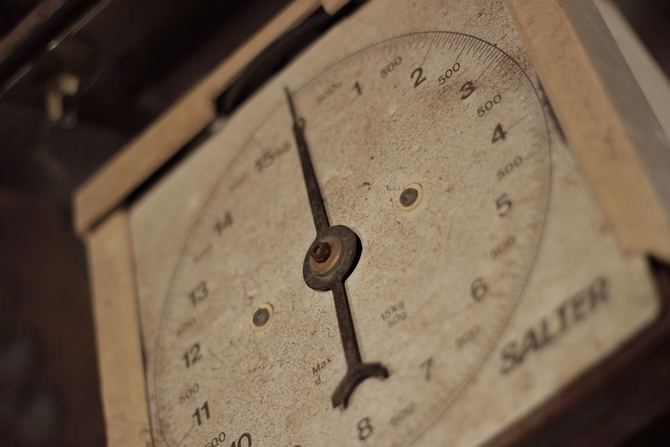 QuickBooks Uncovered: Weighing the Pros and Cons for Small Business Owners QuickBooks Uncovered: Weighing the Pros and Cons for Small Business Owners