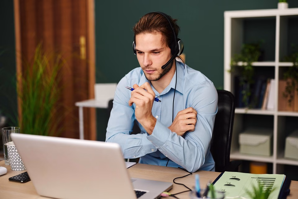 Revolutionizing Customer Experience: The Impact of AI on CRM Strategies Revolutionizing Customer Experience: The Impact of AI on CRM Strategies