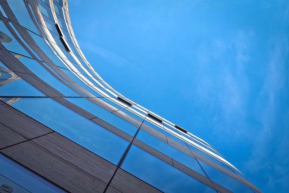 Building a Cohesive Team: The Role of Management Tools in Employee Engagement