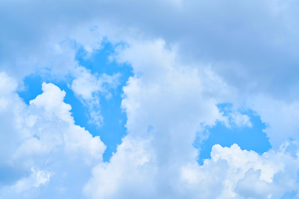 Navigating the Cloud: Strategies for a Seamless Transition