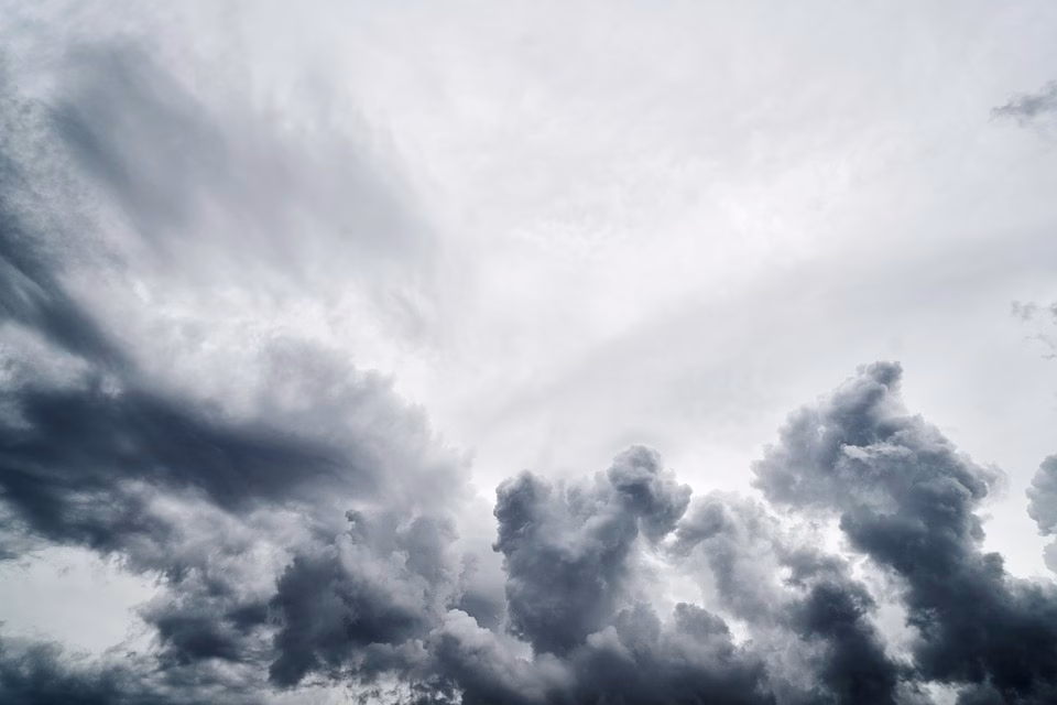 From Zero to Cloud Hero: A Beginner’s Introduction to Cloud Storage From Zero to Cloud Hero: A Beginner’s Introduction to Cloud Storage