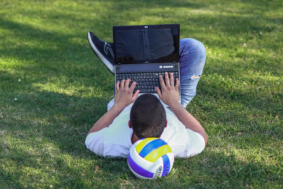 Stay Ahead of Deadlines: Tips for Organizing Your Freelance Projects