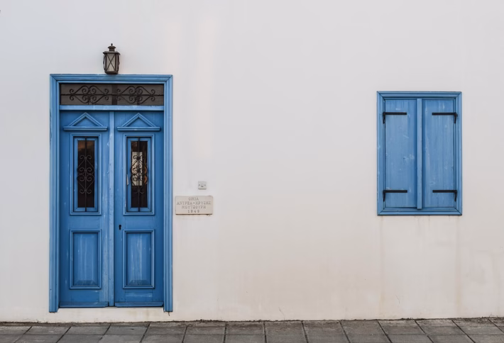 Efficiency vs. Simplicity: The 2025 Asana vs. Basecamp Dilemma