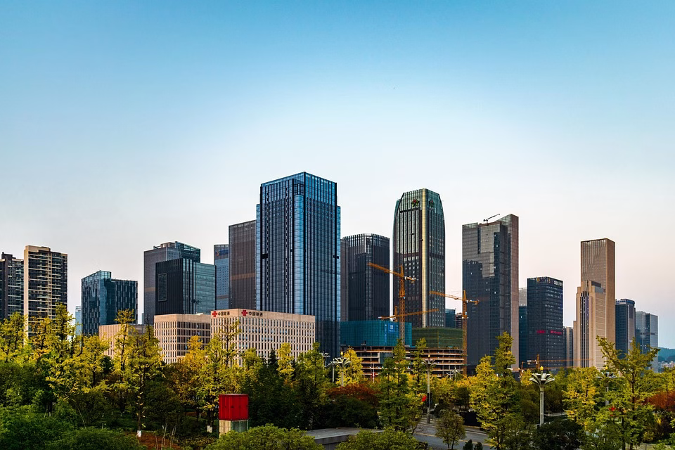 Building Smarter Cities: How AI is Shaping Urban Development Building Smarter Cities: How AI is Shaping Urban Development