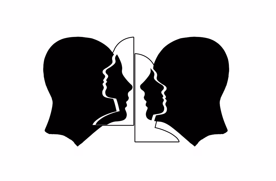 Comparative Review: Microsoft Teams vs. Leading Alternatives