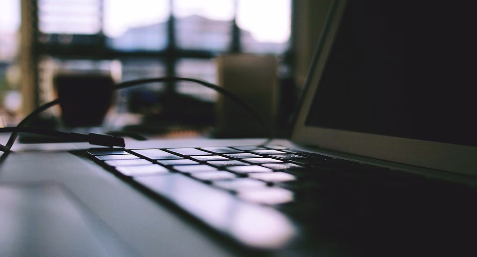 Retargeting Like a Pro: Key Strategies for Digital Card Campaigns Retargeting Like a Pro: Key Strategies for Digital Card Campaigns