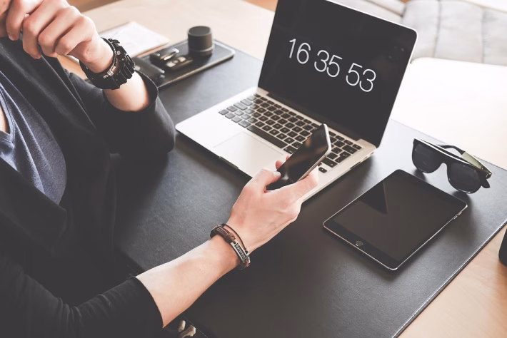 Get Organized: Top Tips for Maximizing Monday.com Features