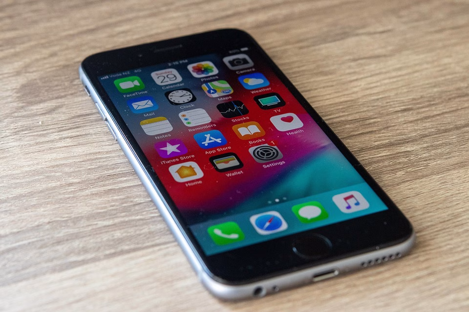 Tech Turmoil: What [Company’s] Latest Move Means for Consumers