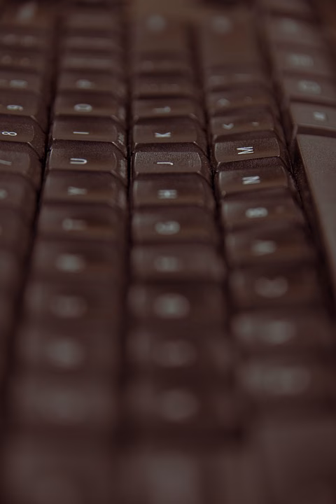 Startups on the Rise: Must-Have CRM Software to Fuel Your Growth Startups on the Rise: Must-Have CRM Software to Fuel Your Growth