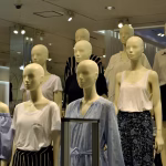 Decoding Consumer Behavior: AI Personalization in Financial Products
