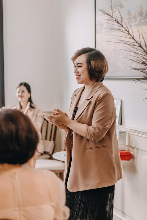 Facilitating Insight: Top Software for Hosting Expert Panel Discussions