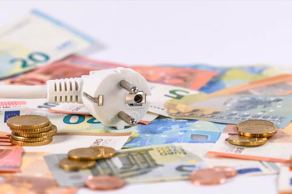 The Cost of Inefficiency: Why Investing in Project Management Software Pays Off