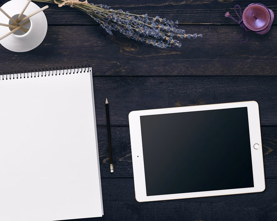 Why Every Freelancer Needs a Solid Contract: Avoiding Common Pitfalls Why Every Freelancer Needs a Solid Contract: Avoiding Common Pitfalls