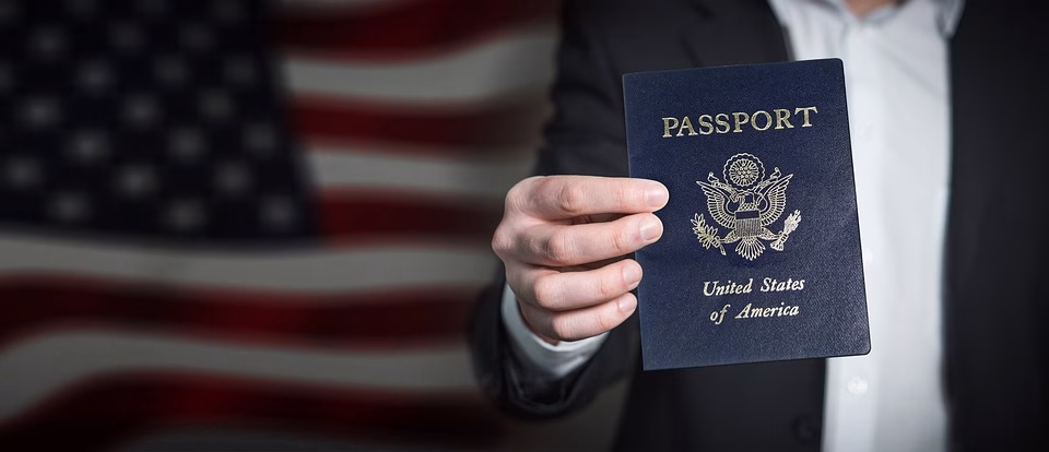 2025 Identity Theft Protection: Essential Features You Can’t Ignore 2025 Identity Theft Protection: Essential Features You Can’t Ignore