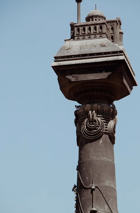 “The 5 Pillars of Successful Client Communication Management” “The 5 Pillars of Successful Client Communication Management”