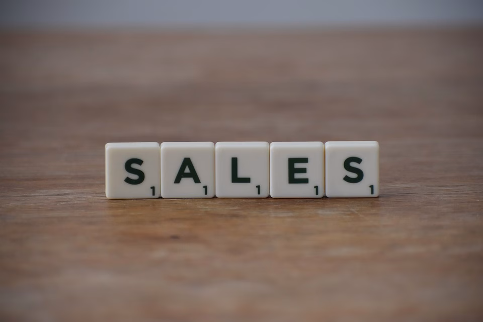 The Future of B2B Sales: Top Tools to Help You Stay Competitive The Future of B2B Sales: Top Tools to Help You Stay Competitive