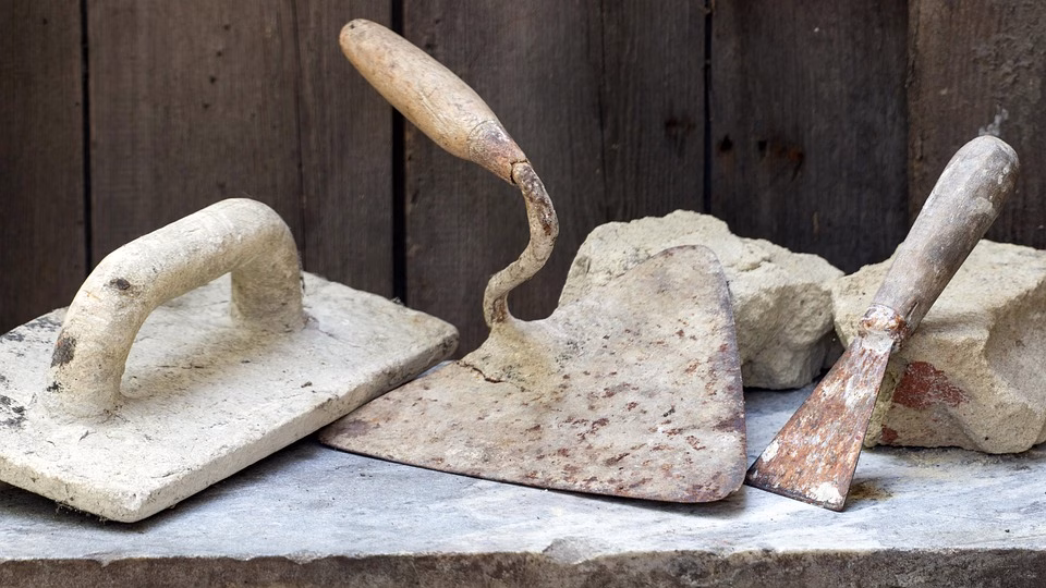 SaaS Tools on the Rise: A Closer Look at the Top Contenders
