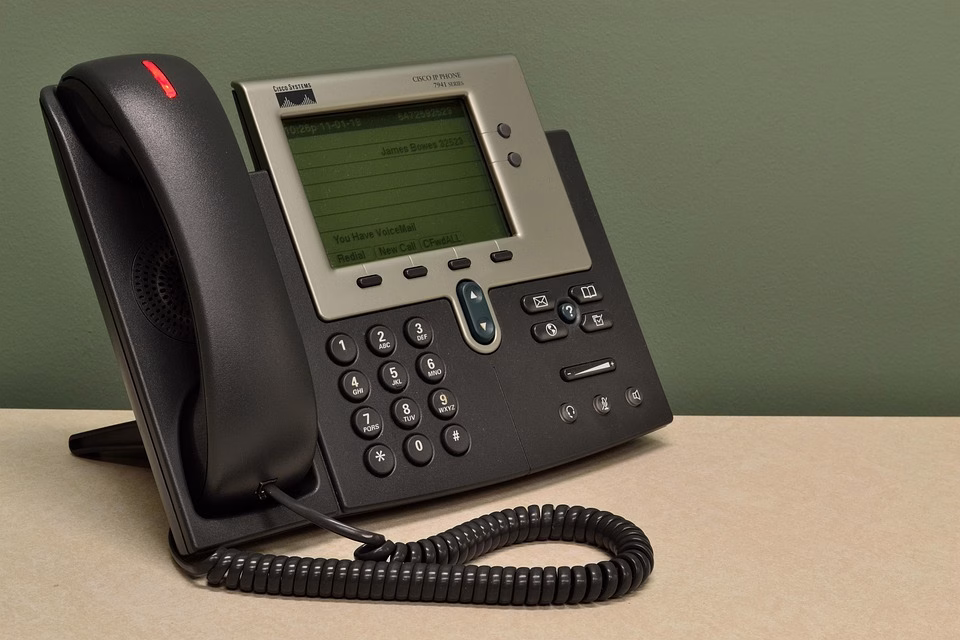 Maximizing Your Helpdesk: 5 Key Advantages of CRM Integration