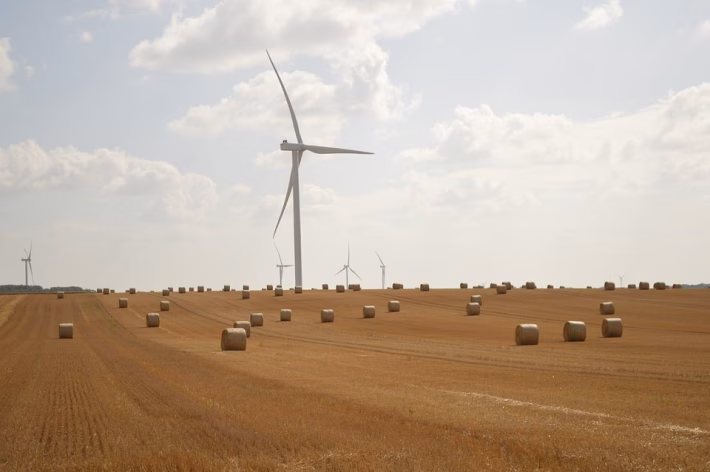 Renewable Energy Tech: The Future of Powering Our Planet Sustainably